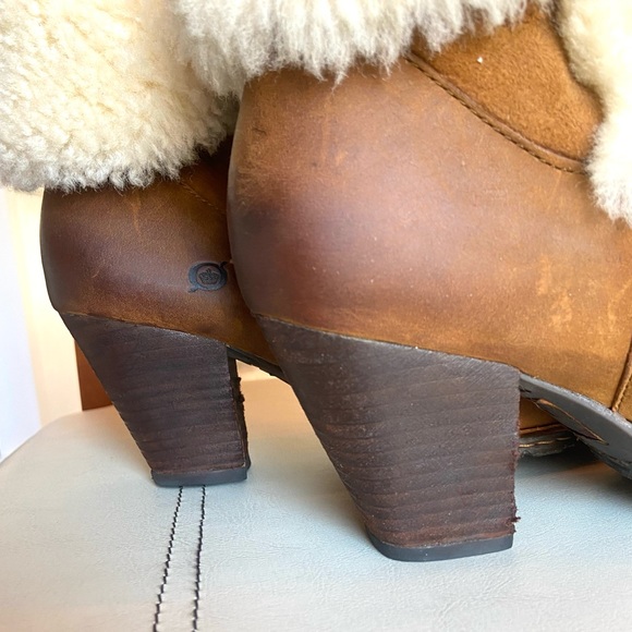 Born Dona Distressed leather and shearling boots sz9 - Picture 6 of 10